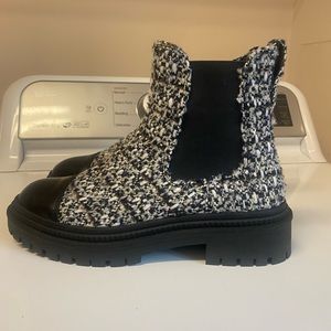 Steve Madden -The MAYSLIE Chelsea ankle boot